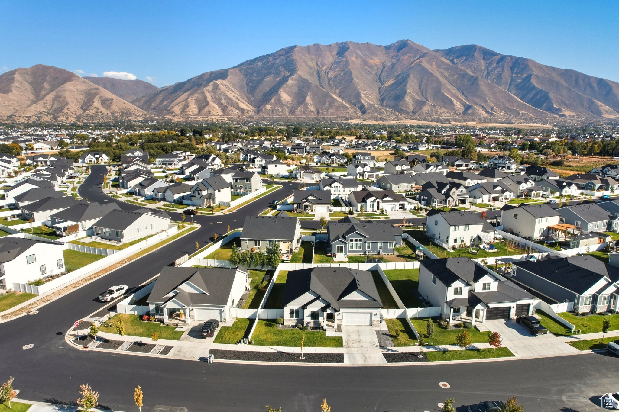 SUNRISE RANCH - Residential