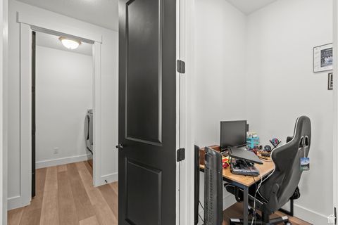 Tiny photo for 276 N PINNACLE AVE, Mapleton, UT 84664 (MLS # 2116408)