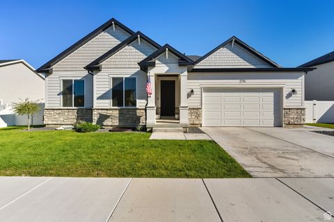 Photo of 276 N PINNACLE AVE, Mapleton, UT 84664 (MLS # 2116408)