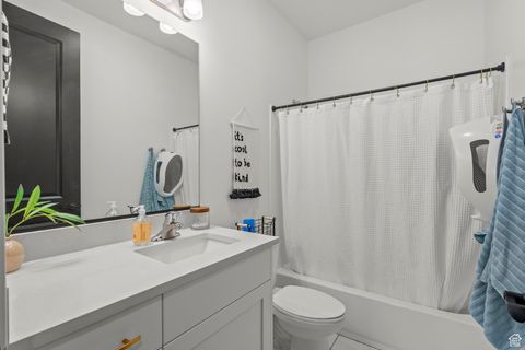 Tiny photo for 276 N PINNACLE AVE, Mapleton, UT 84664 (MLS # 2116408)