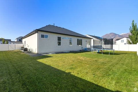 Tiny photo for 276 N PINNACLE AVE, Mapleton, UT 84664 (MLS # 2116408)