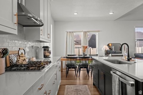 Tiny photo for 276 N PINNACLE AVE, Mapleton, UT 84664 (MLS # 2116408)