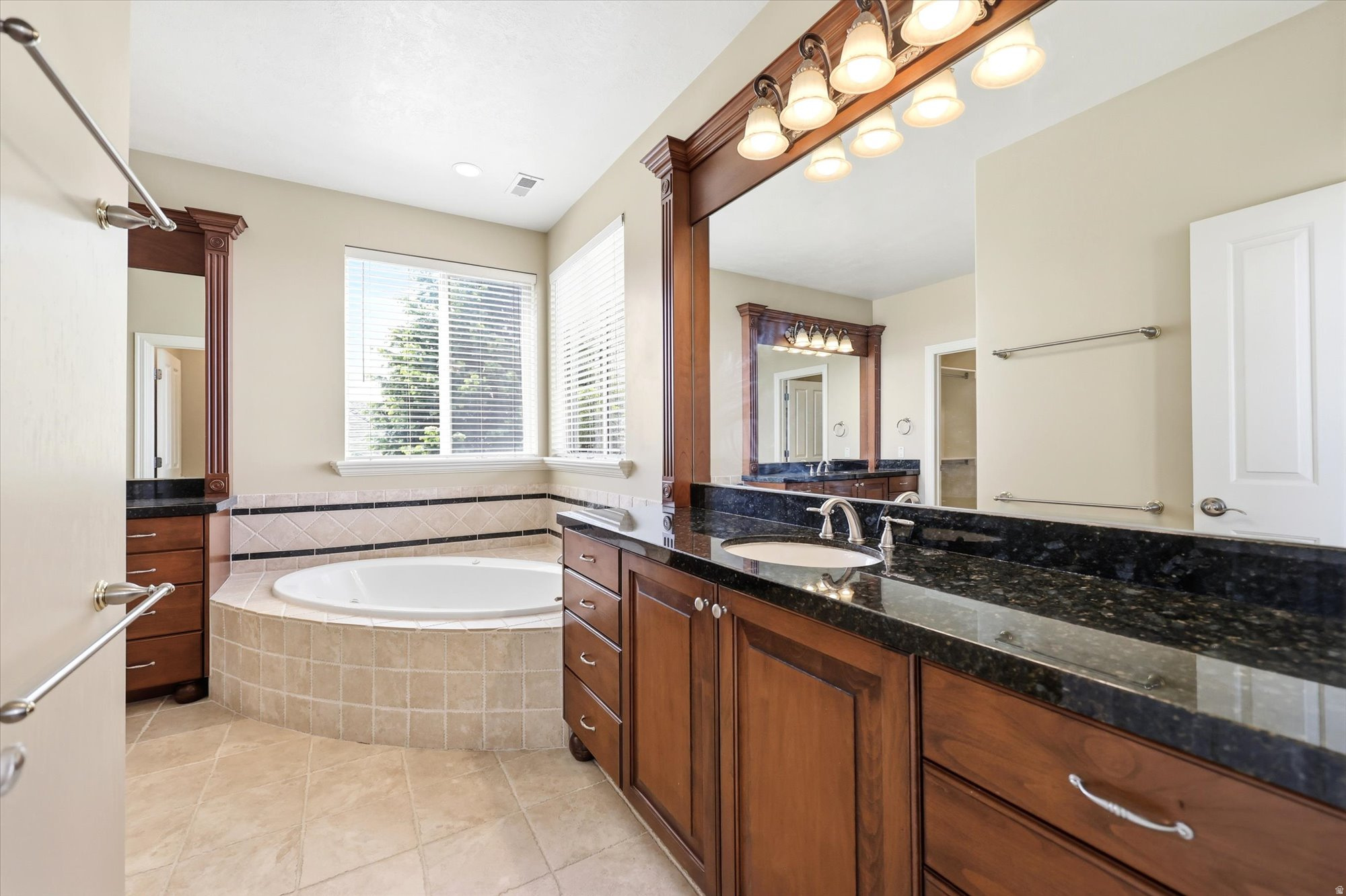 CANYON OAKS PHASE 1 - Residential