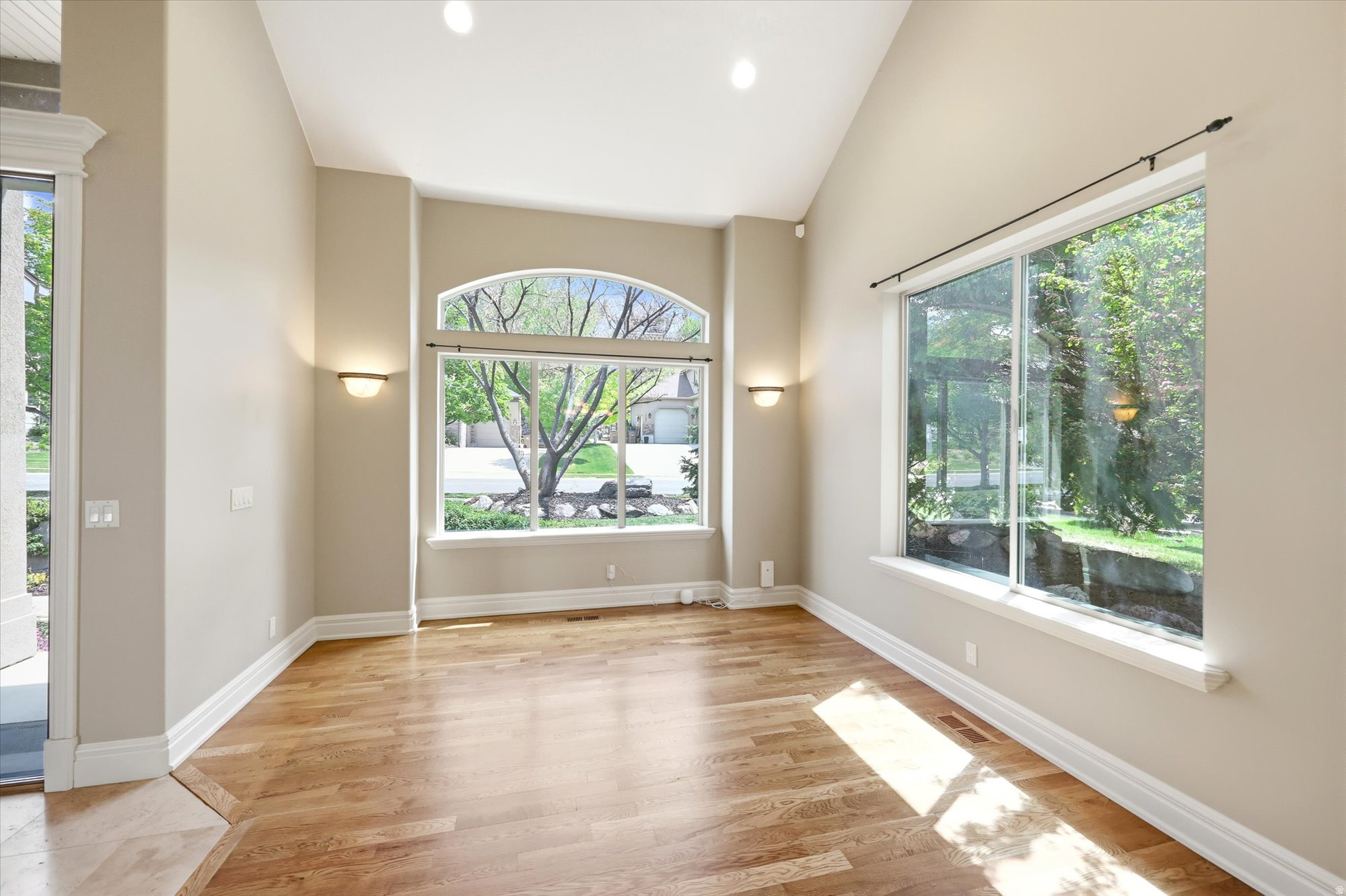 CANYON OAKS PHASE 1 - Residential