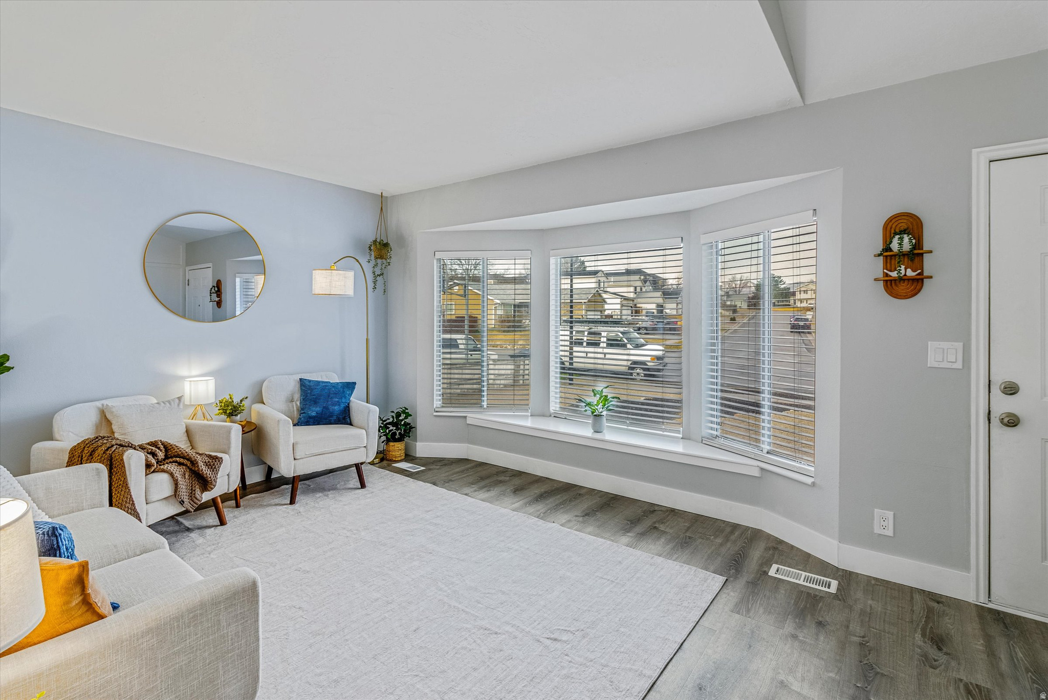 WILLOW BAY - Residential