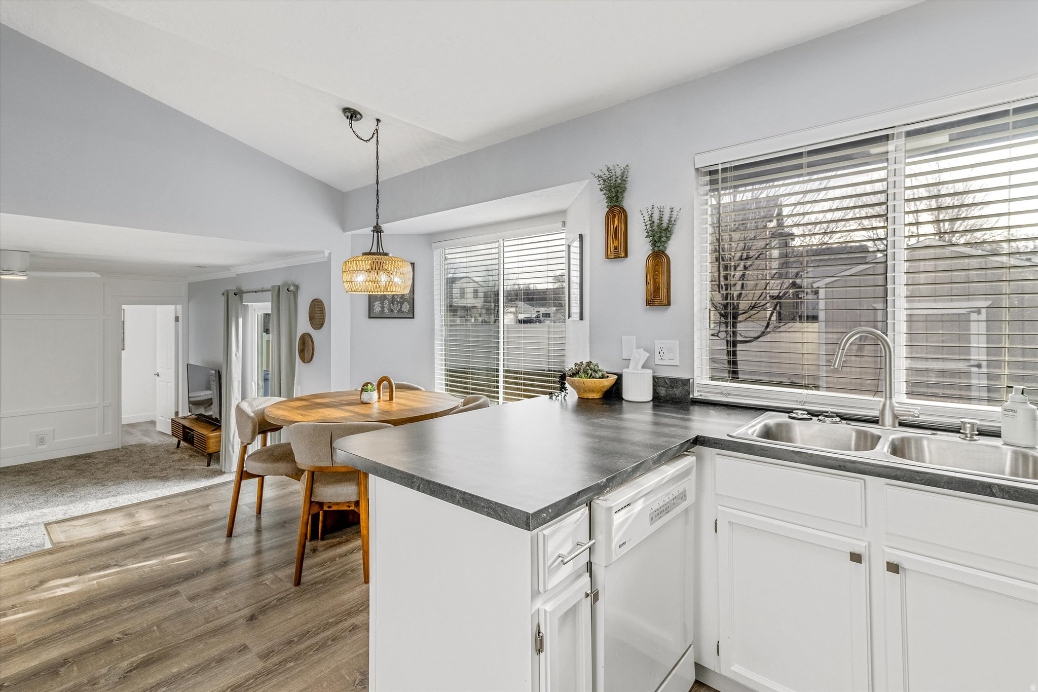 WILLOW BAY - Residential