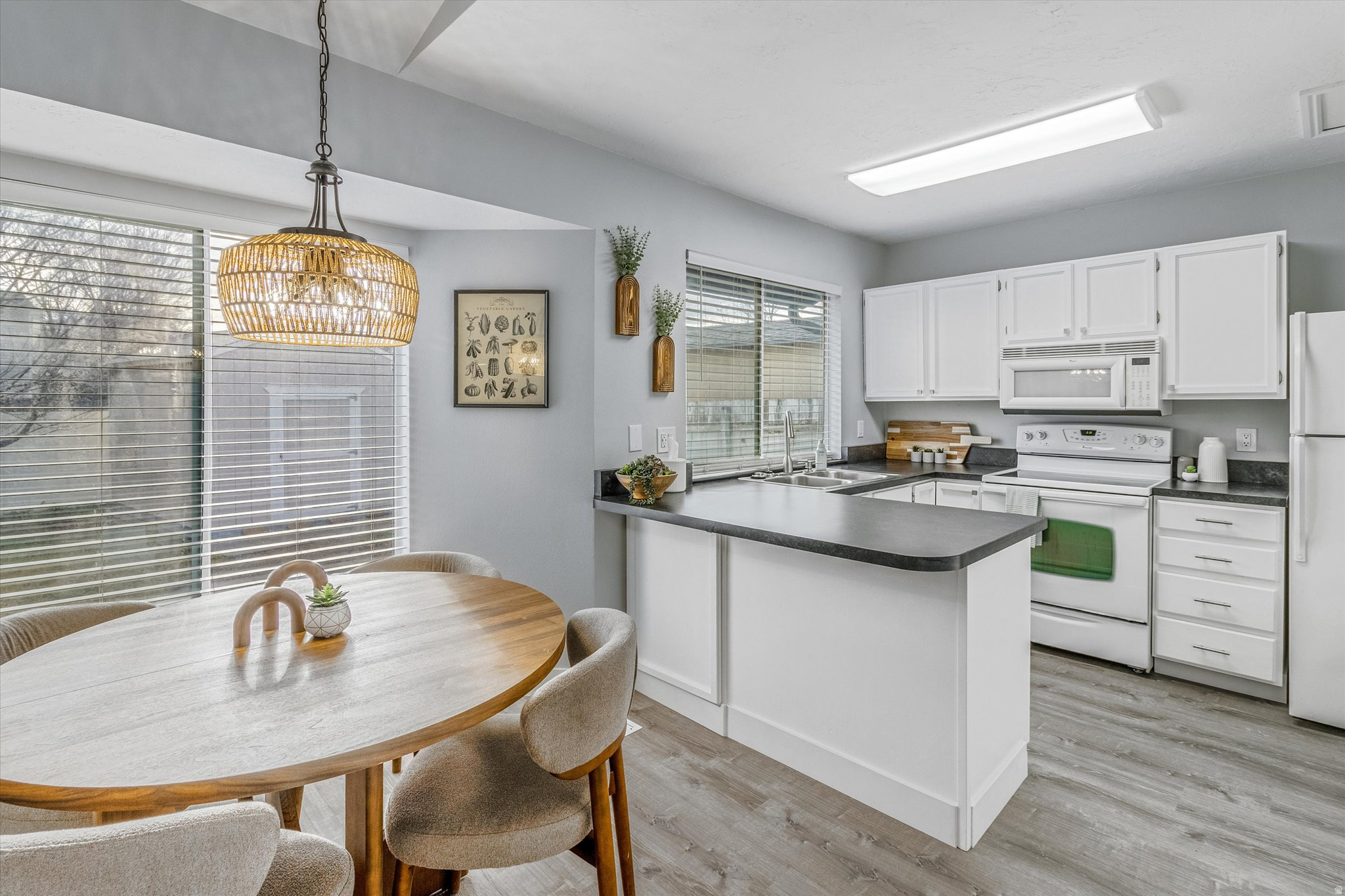 WILLOW BAY - Residential