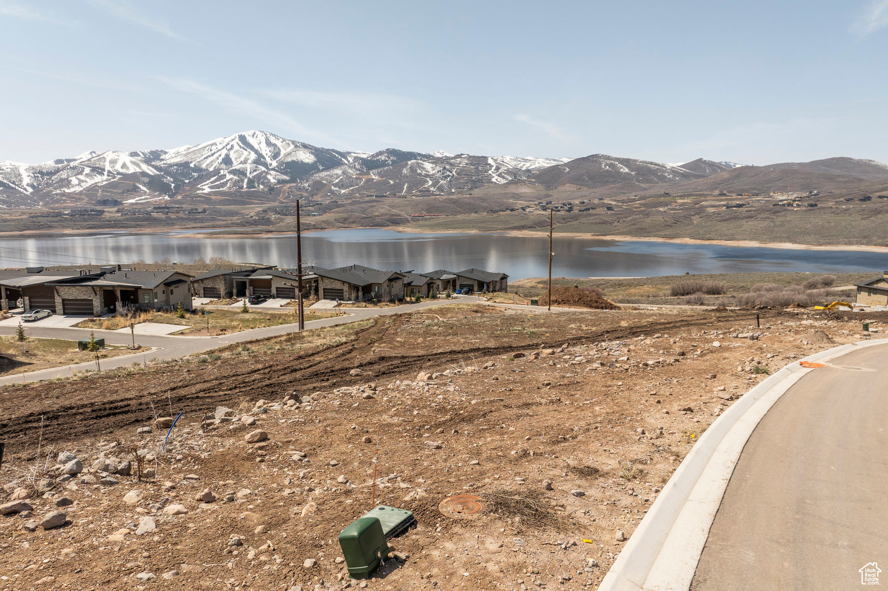 LAKE VIEW ESTATES - Residential