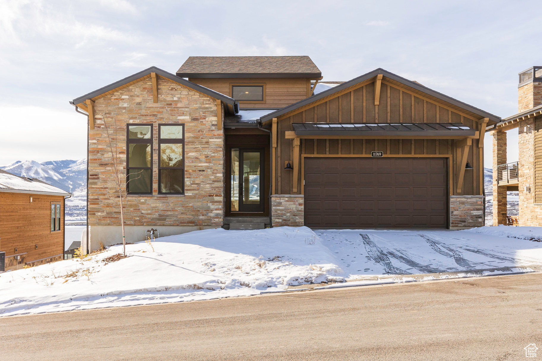 LAKE VIEW ESTATES - Residential