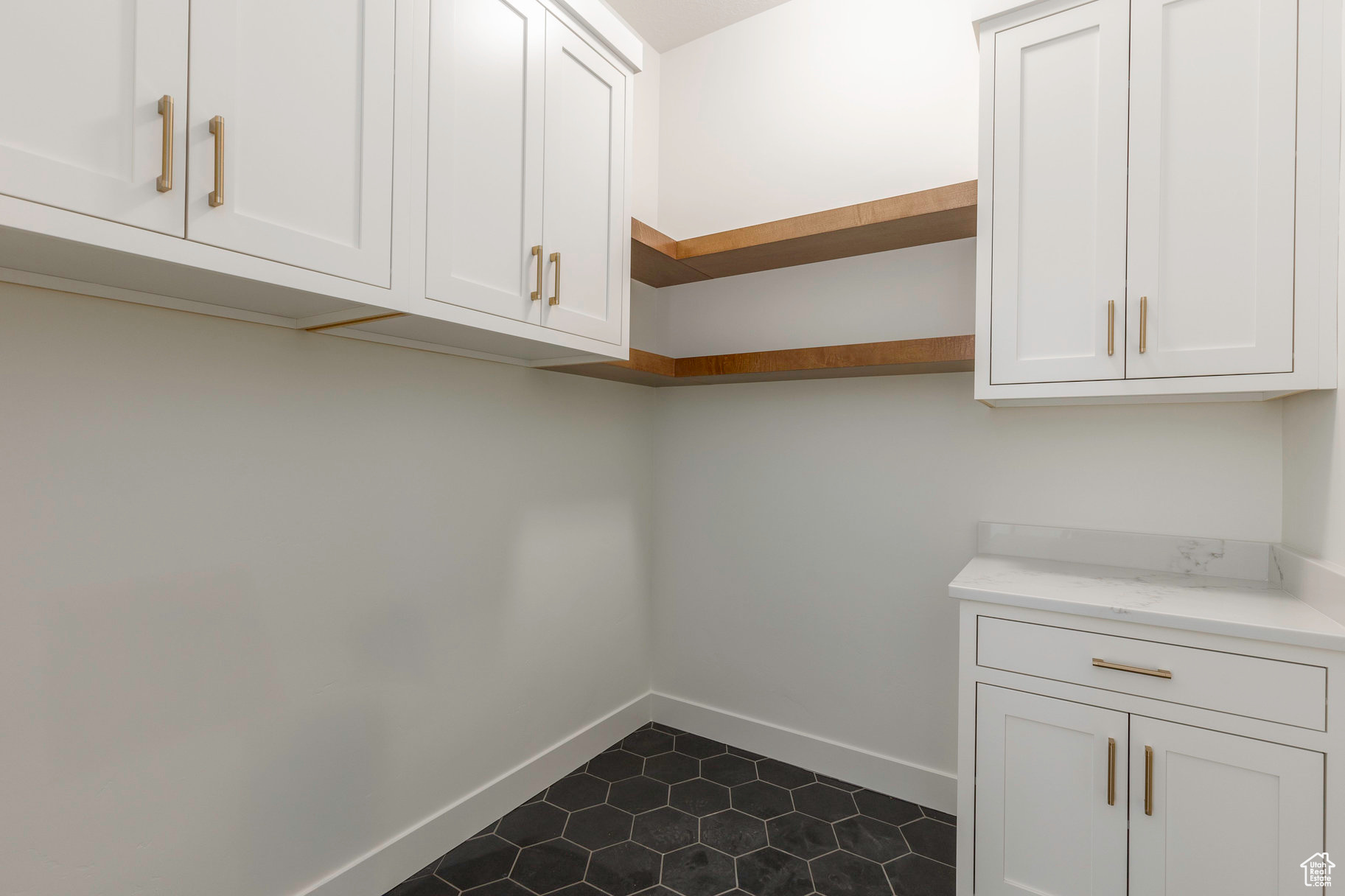 LAKE VIEW ESTATES - Residential