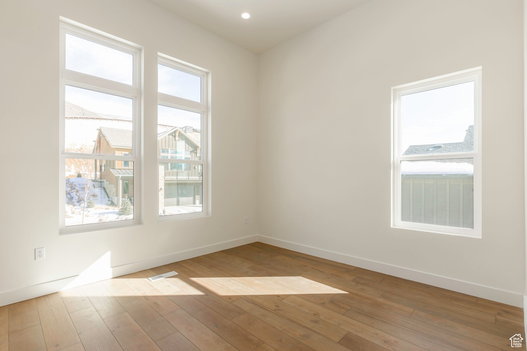 LAKE VIEW ESTATES - Residential