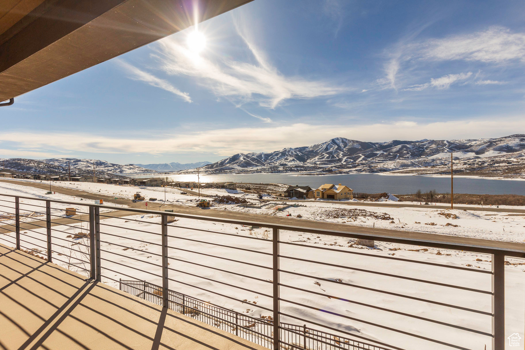 LAKE VIEW ESTATES - Residential