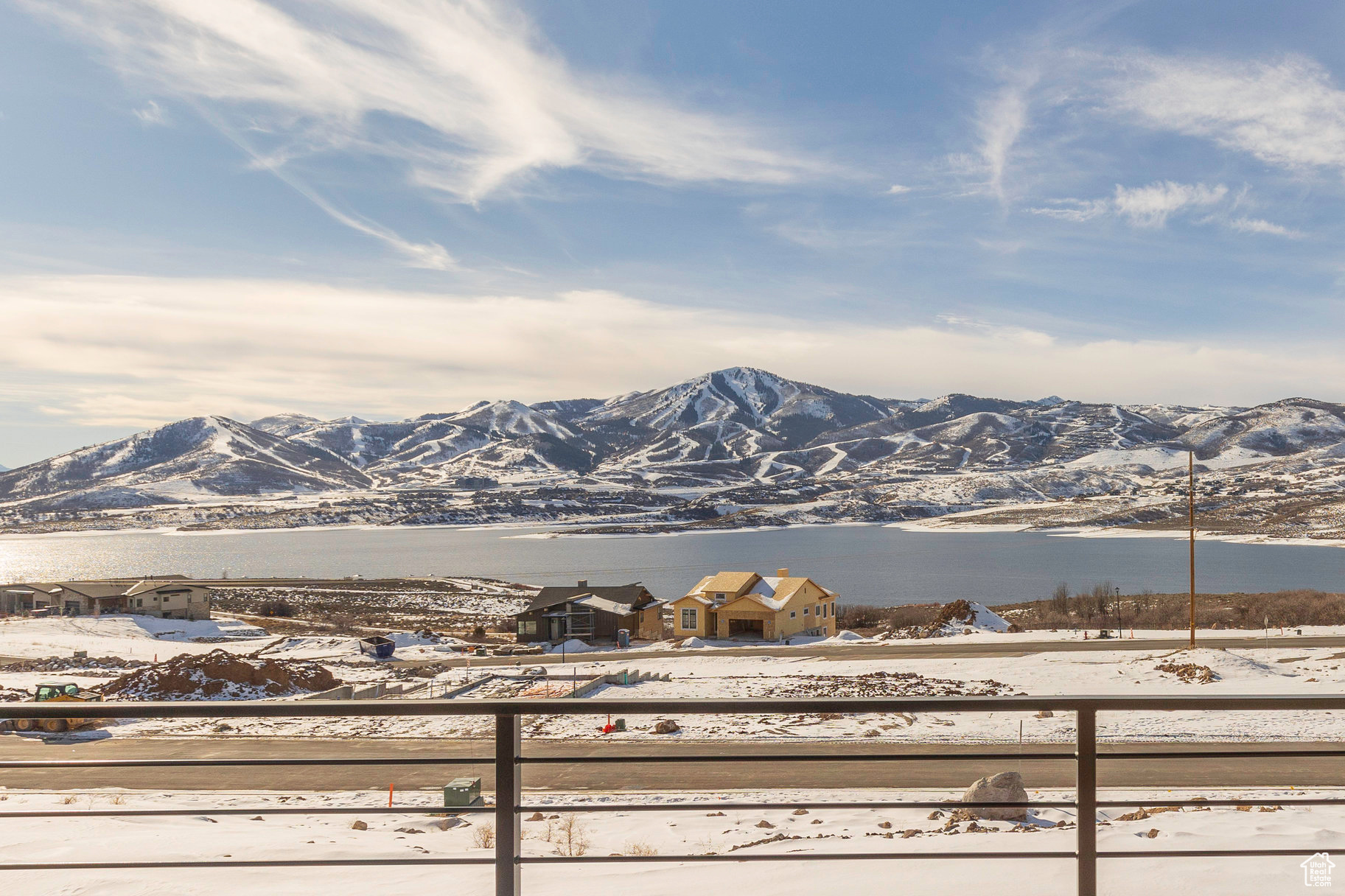 LAKE VIEW ESTATES - Residential