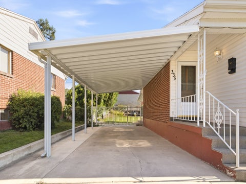 Tiny photo for 335 E 4450 S, Washington Terrace, UT 84405 (MLS # 2178747)