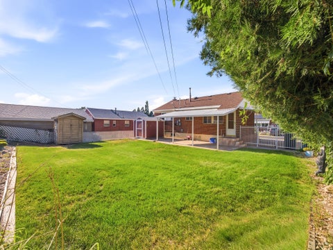 Tiny photo for 335 E 4450 S, Washington Terrace, UT 84405 (MLS # 2178747)
