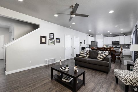 Tiny photo for 7709 N SEABISCUIT RD, Eagle Mountain, UT 84005 (MLS # 2090286)