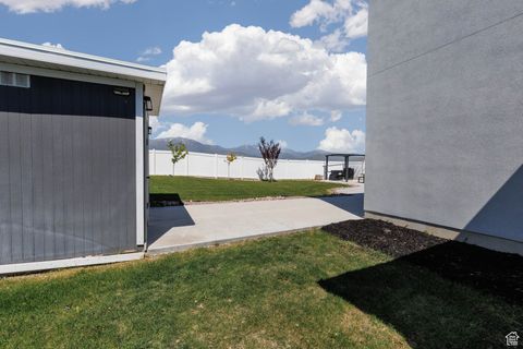 Tiny photo for 7709 N SEABISCUIT RD, Eagle Mountain, UT 84005 (MLS # 2090286)