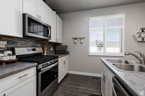 Tiny photo for 7709 N SEABISCUIT RD, Eagle Mountain, UT 84005 (MLS # 2090286)