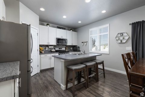 Tiny photo for 7709 N SEABISCUIT RD, Eagle Mountain, UT 84005 (MLS # 2090286)
