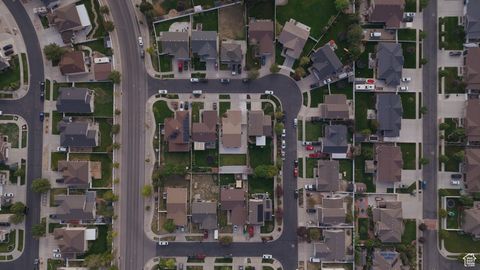 Tiny photo for 8368 S OAK GATE DR, West Jordan, UT 84081 (MLS # 2115001)