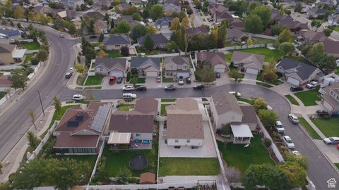 Tiny photo for 8368 S OAK GATE DR, West Jordan, UT 84081 (MLS # 2115001)