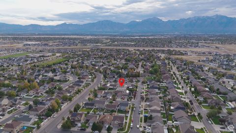 Tiny photo for 8368 S OAK GATE DR, West Jordan, UT 84081 (MLS # 2115001)