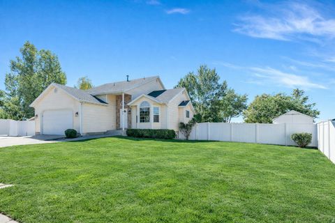 Tiny photo for 35 W 1350 N, American Fork, UT 84003 (MLS # 2128367)