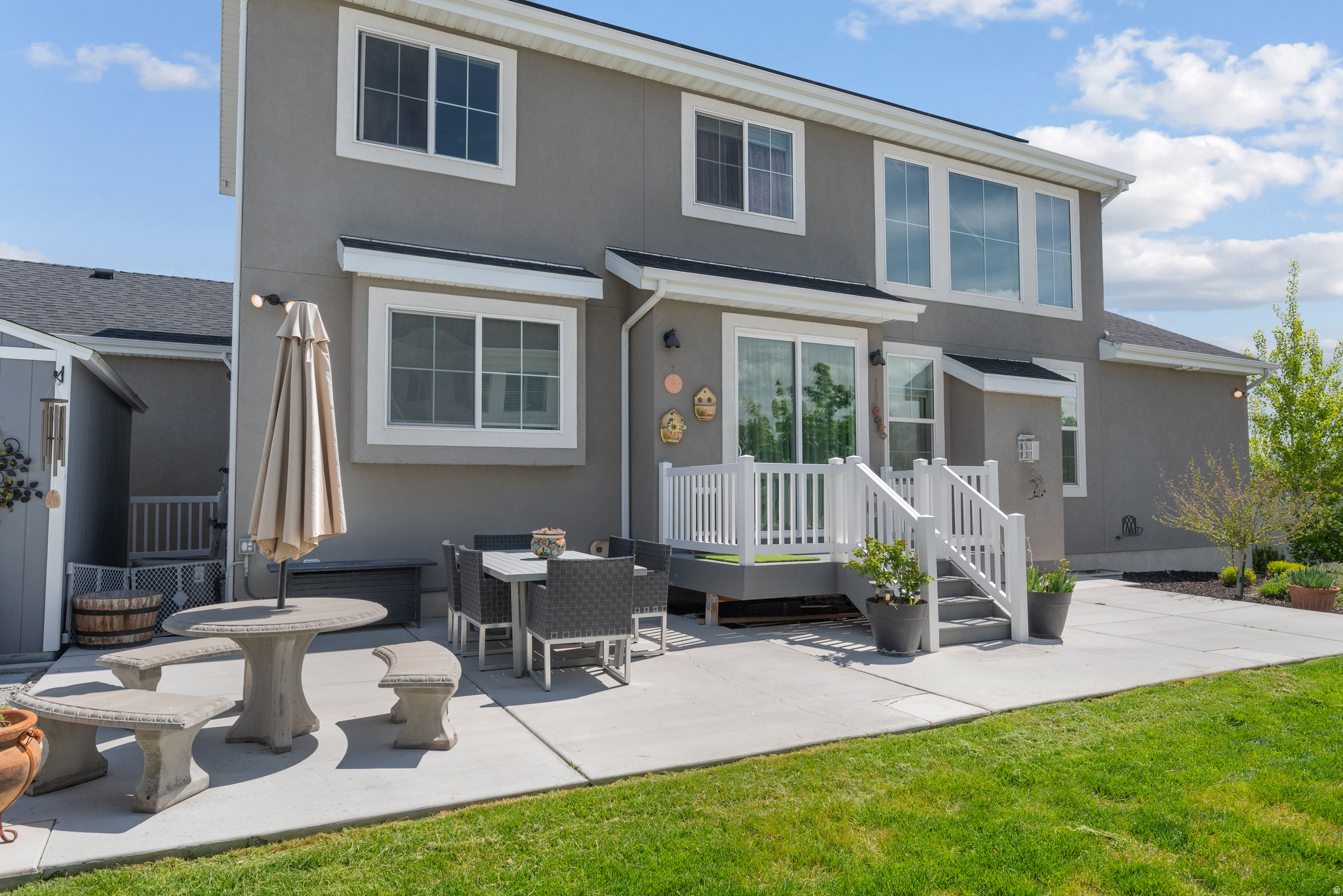 BROADVIEW SHORES - Residential