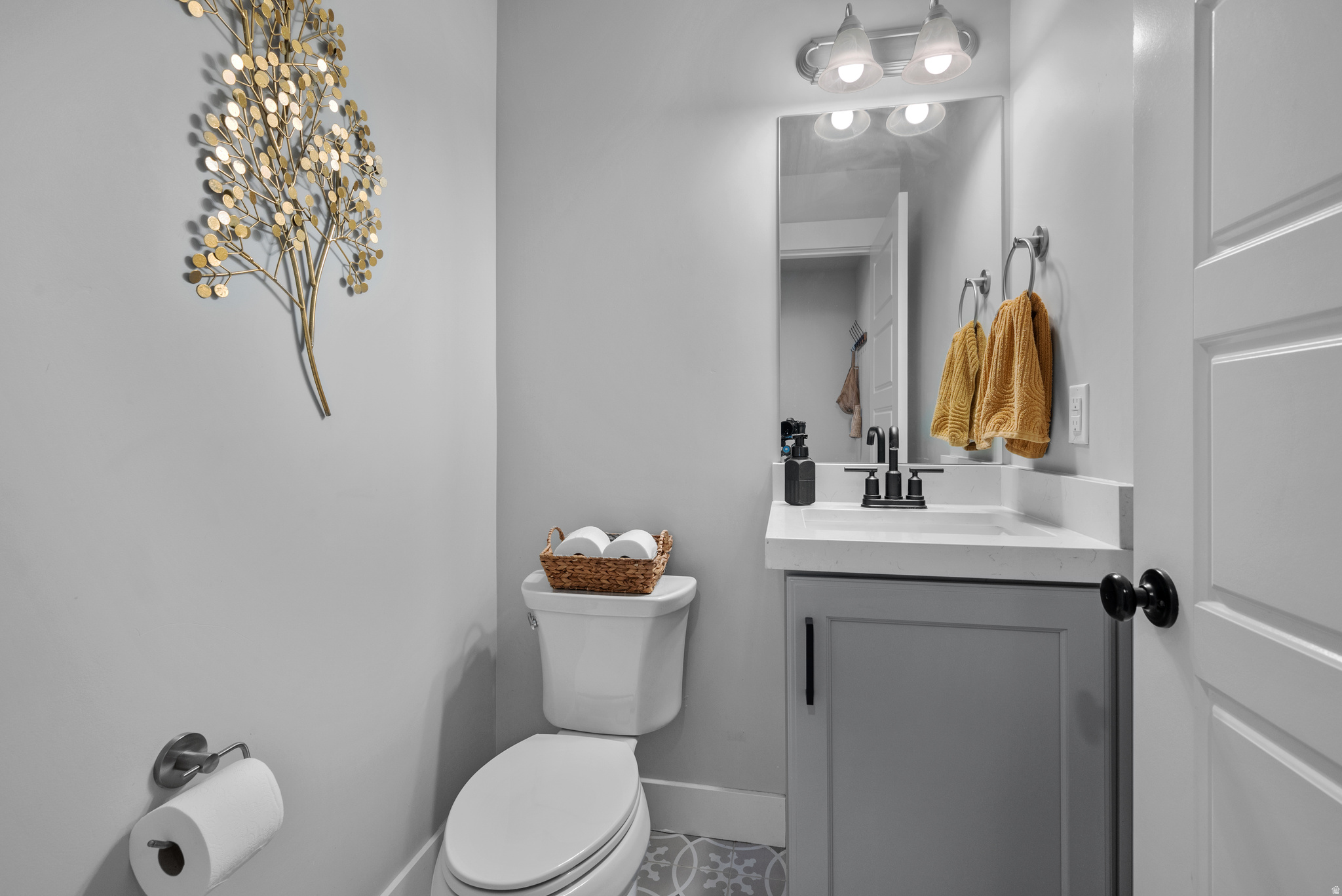 BROADVIEW SHORES - Residential