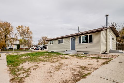 Tiny photo for 5867 S 4090 W, Salt Lake City, UT 84118 (MLS # 2123599)