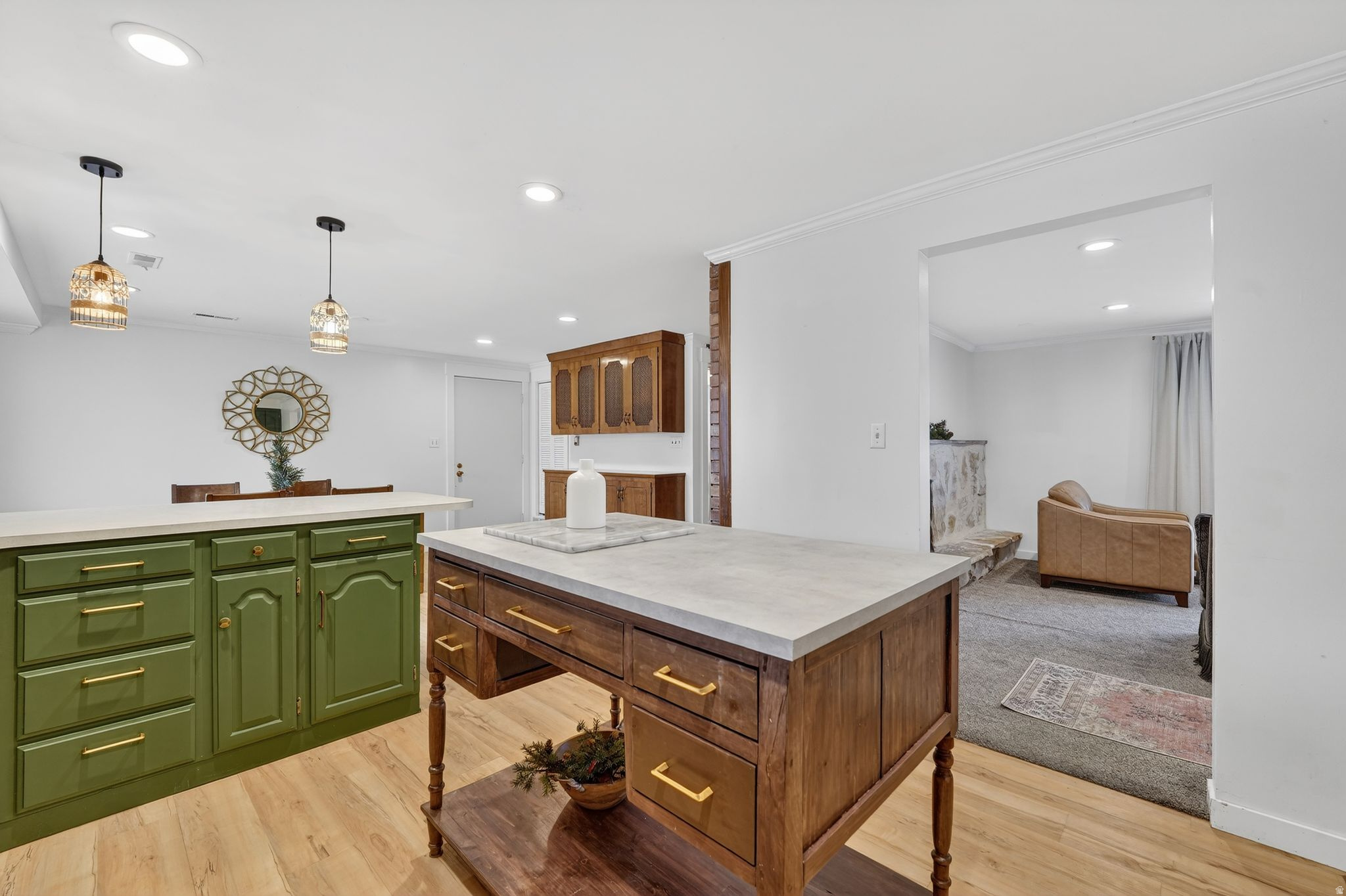 HELENA HEIGHTS - Residential