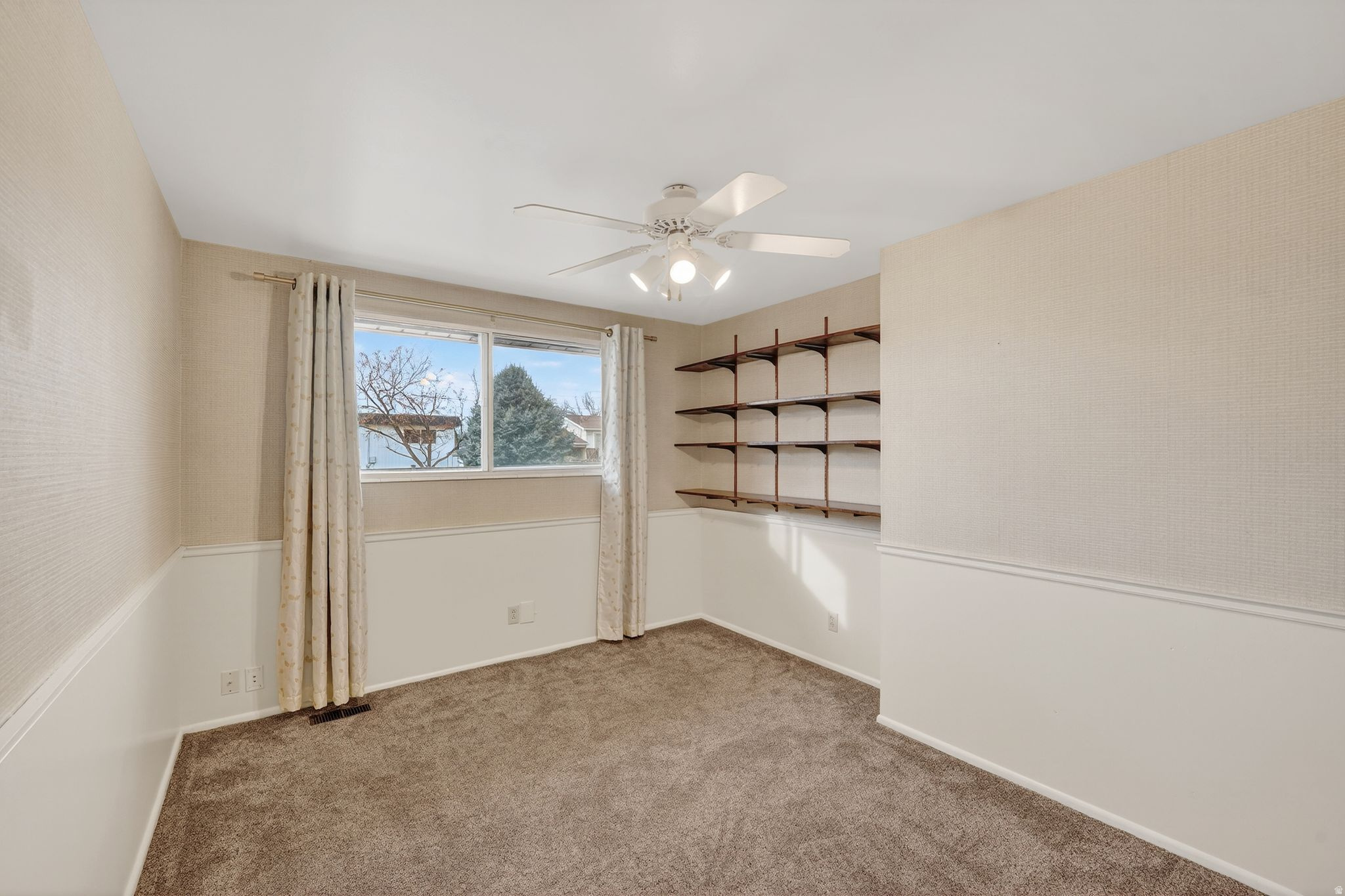 HELENA HEIGHTS - Residential