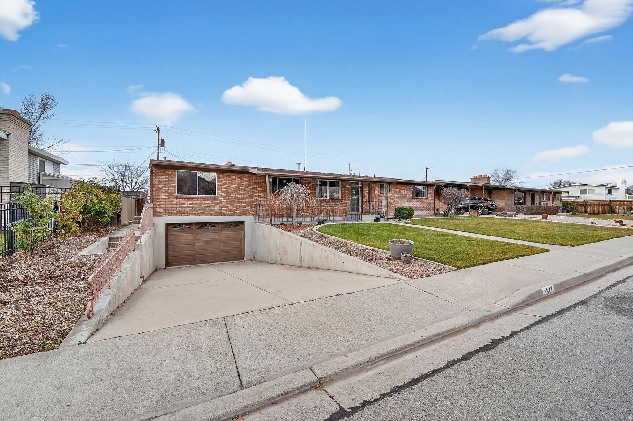 HELENA HEIGHTS - Residential