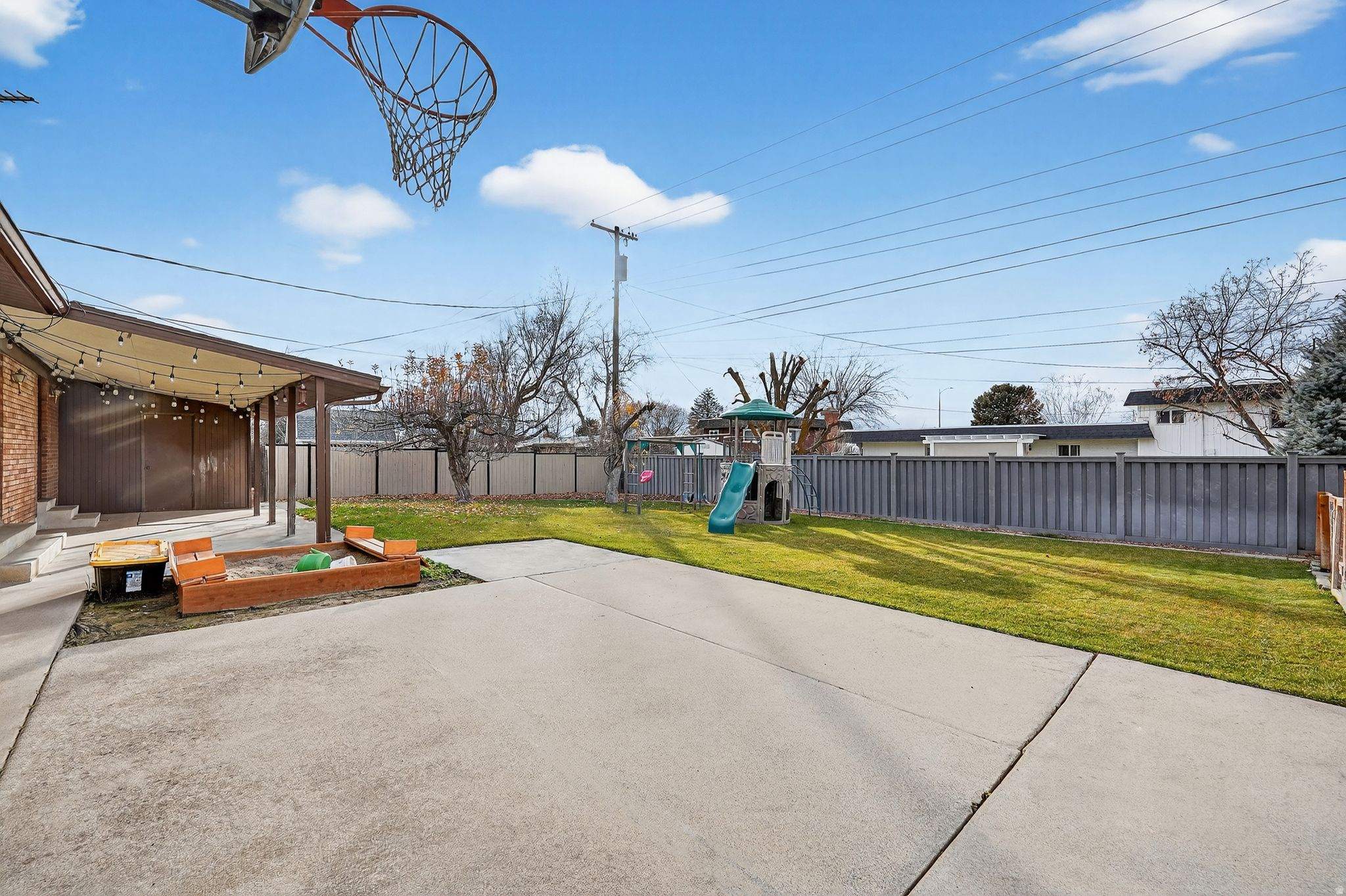 HELENA HEIGHTS - Residential