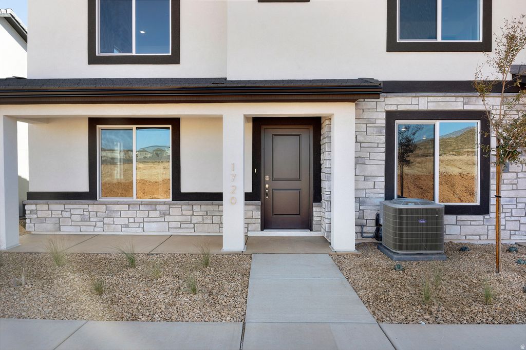 Photo of 2814 E FIREWEED LN #2410, Washington, UT 84780 (MLS # 2141161)