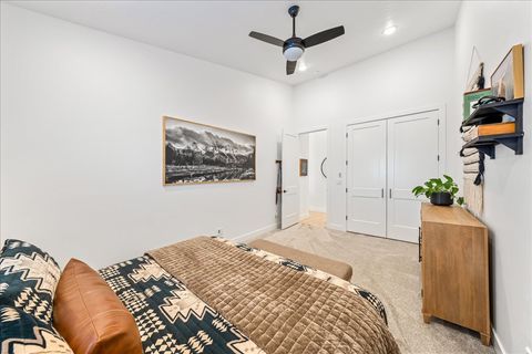 Tiny photo for 498 S 75 E, Enterprise, UT 84725 (MLS # 2130265)