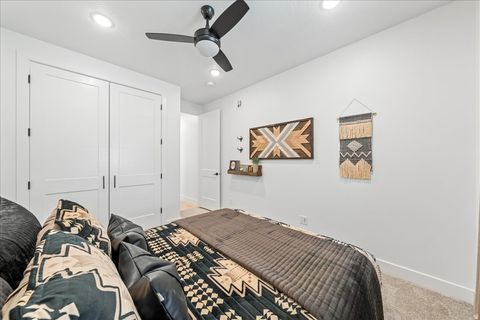 Tiny photo for 498 S 75 E, Enterprise, UT 84725 (MLS # 2130265)