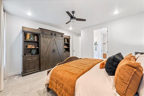 Tiny photo for 498 S 75 E, Enterprise, UT 84725 (MLS # 2130265)