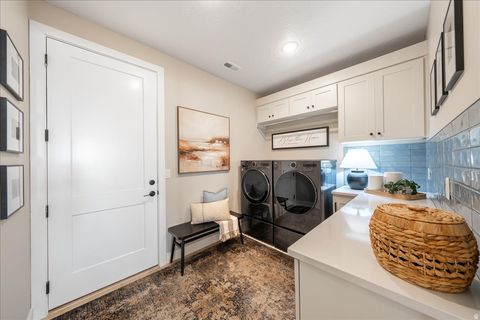 Tiny photo for 498 S 75 E, Enterprise, UT 84725 (MLS # 2130265)