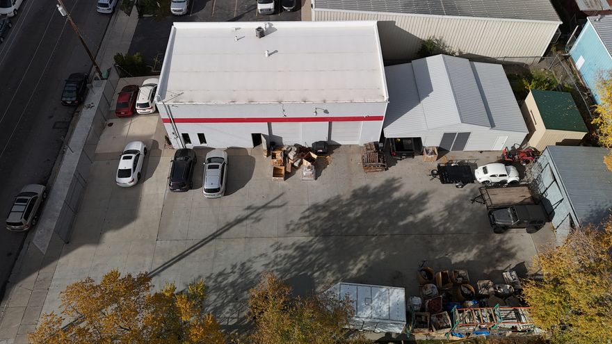 3,048 SF Warehouse 0.27 Acres Fenced Yard Zoning: C3 Parking: 8 Surface Spaces Two (2) 12'x14' GL Doors Great Access To I-15 (5 Minute Drive) Just Off Of State Street - Excellent Visibility And Accessibility Central Salt Lake County Location Ideal For Distribution Throughout The Wasatch Front