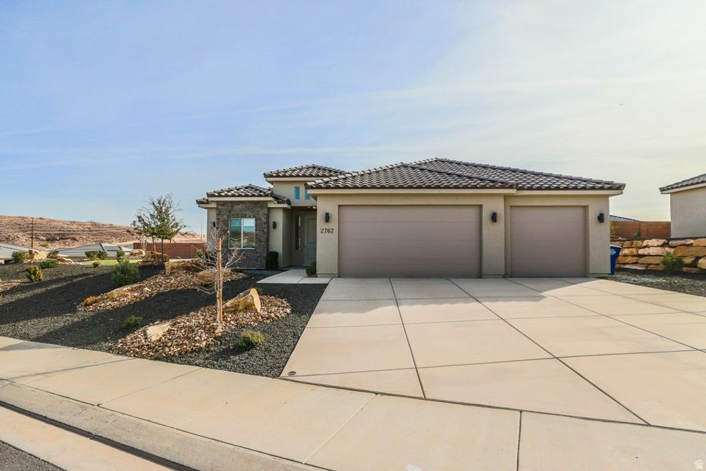 Photo of 2767 W VICO WAY, Saint George, UT 84770 (MLS # 2128217)