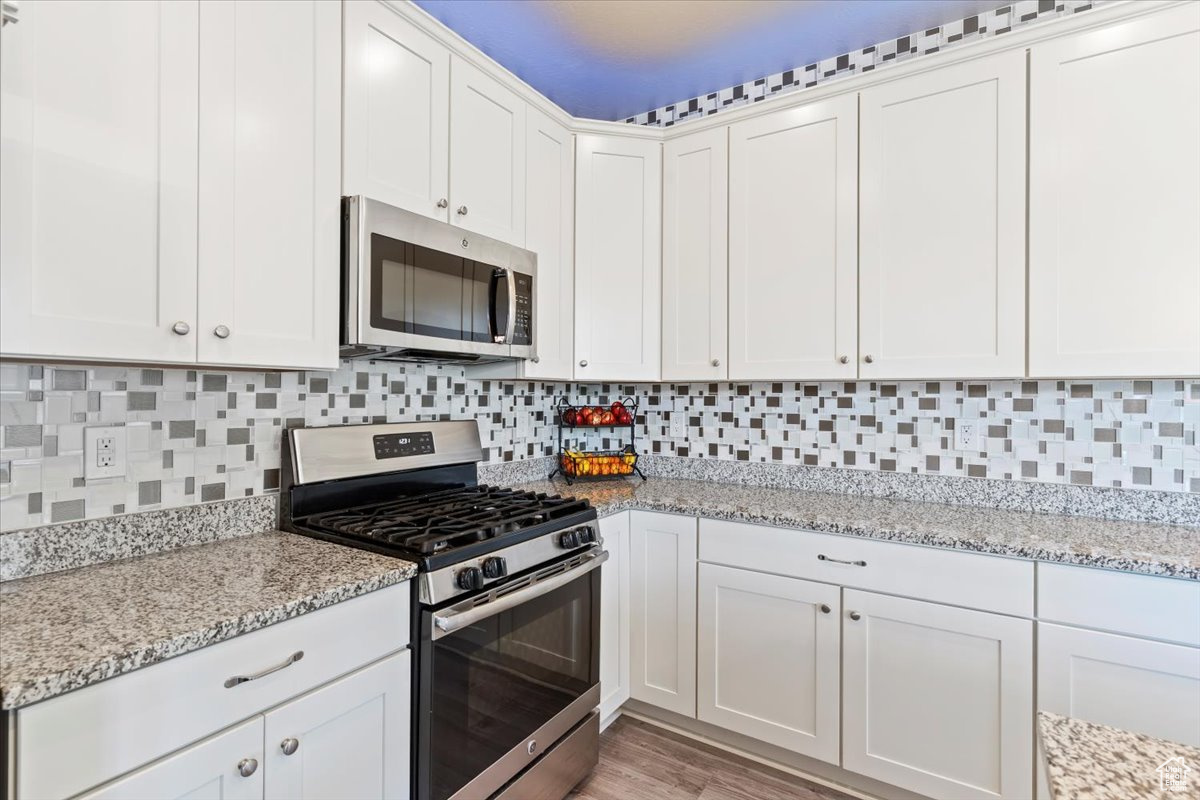 MONTEREY - Residential