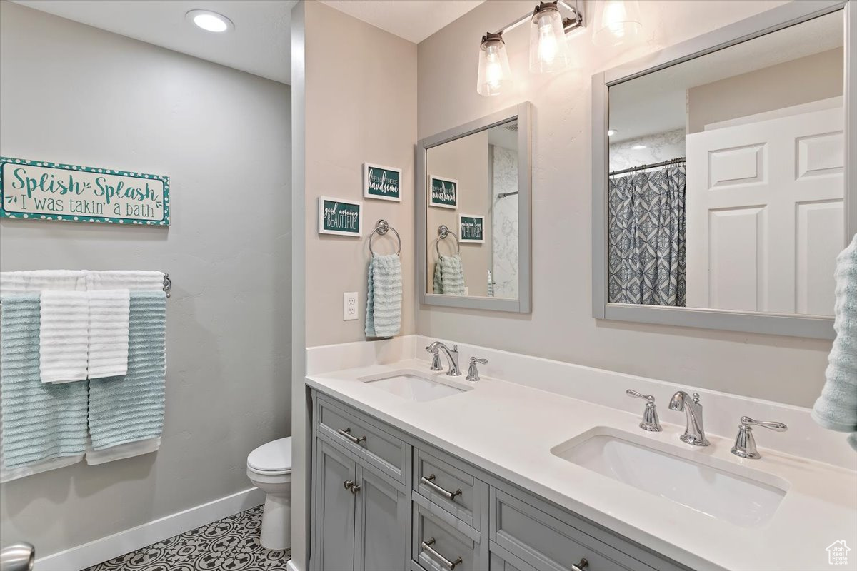 MONTEREY - Residential