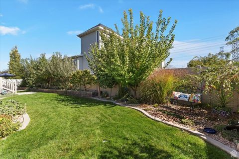 Tiny photo for 587 S 1400 W, Syracuse, UT 84075 (MLS # 2117998)