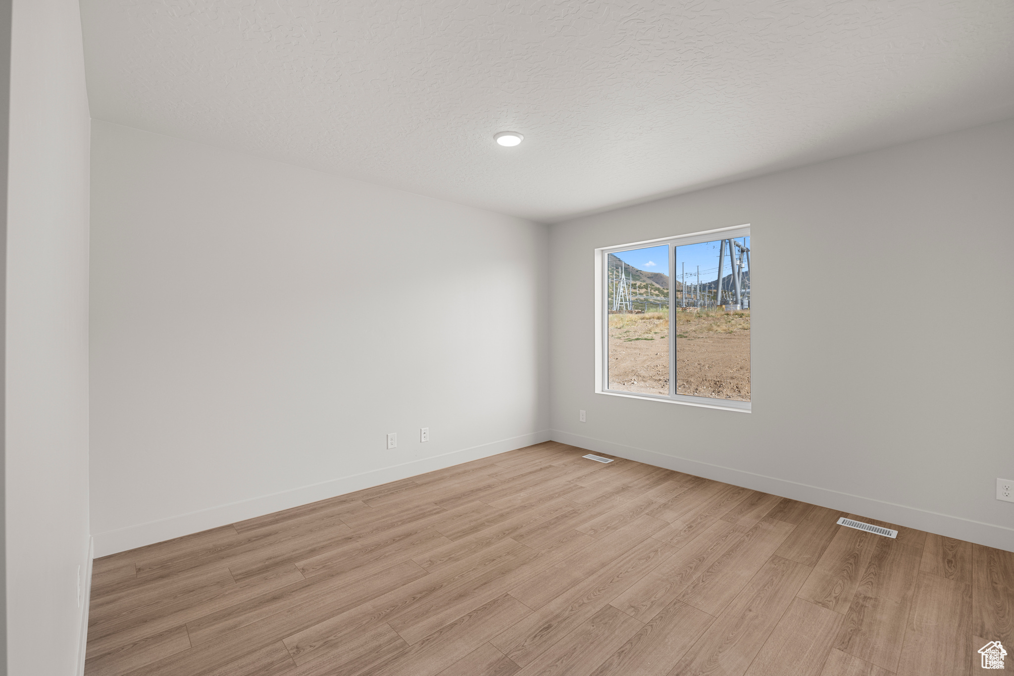 MAPLETON VILLAGE - Residential