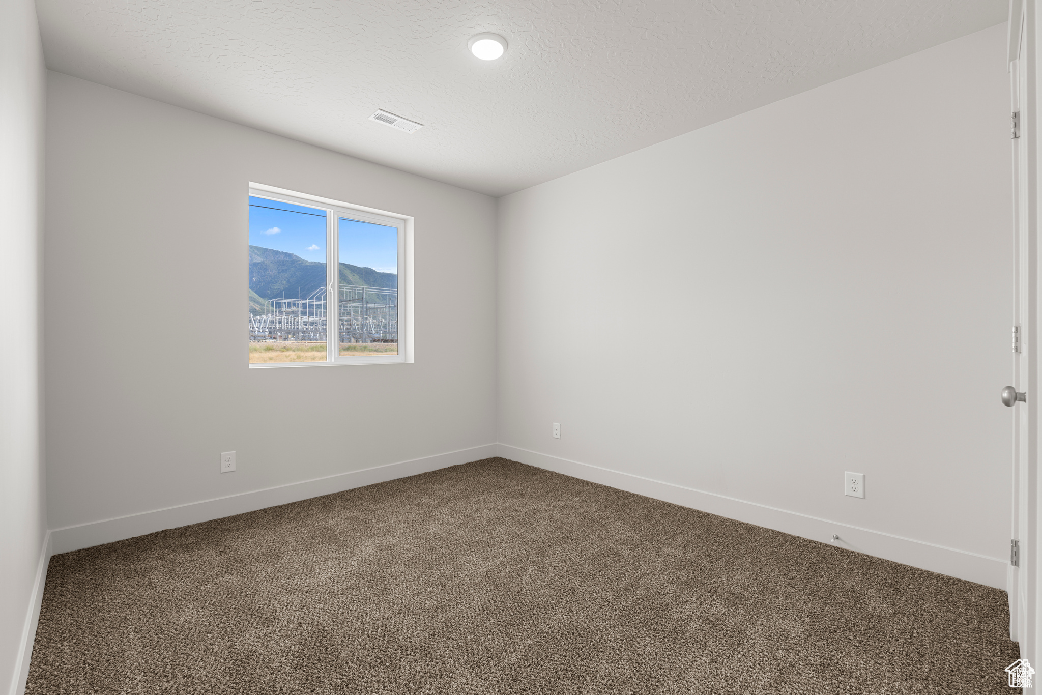 MAPLETON VILLAGE - Residential