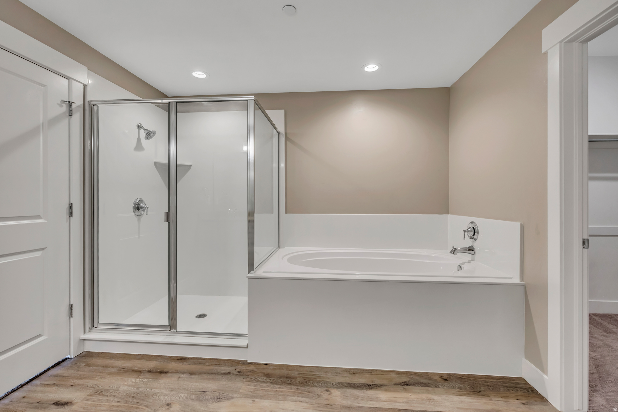 VILLAGES AT WOLF HOLLOW PH 3 - Residential Lease