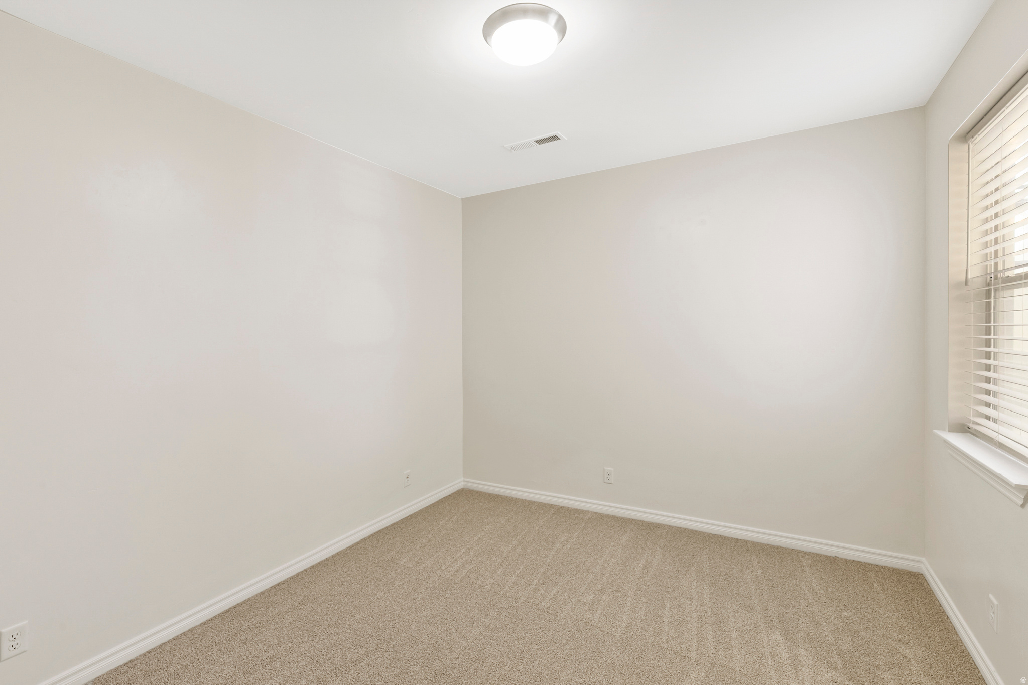 CECITA CREST AT DIVARIO PH 1 - Residential