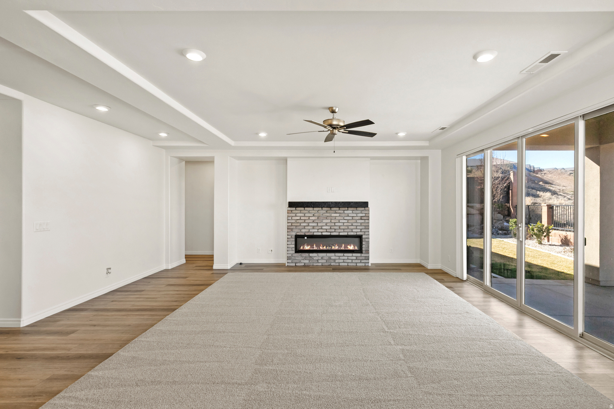 CECITA CREST AT DIVARIO PH 1 - Residential