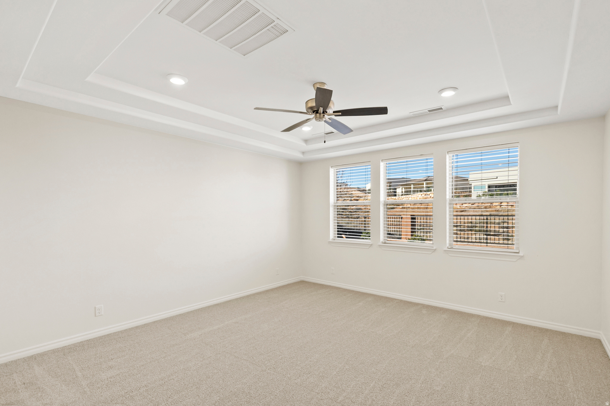 CECITA CREST AT DIVARIO PH 1 - Residential